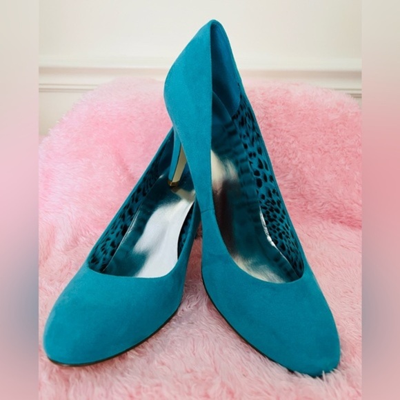 Style & Co by Macys Elegant Turquoise Women's Pumps - Picture 1 of 10
